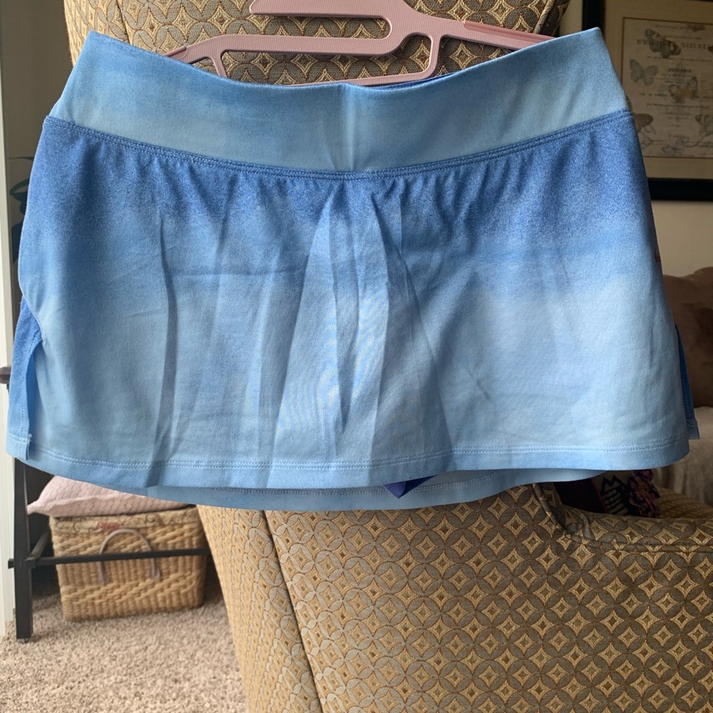 Nike Dri-Fit Skorts - Picture 2 of 8